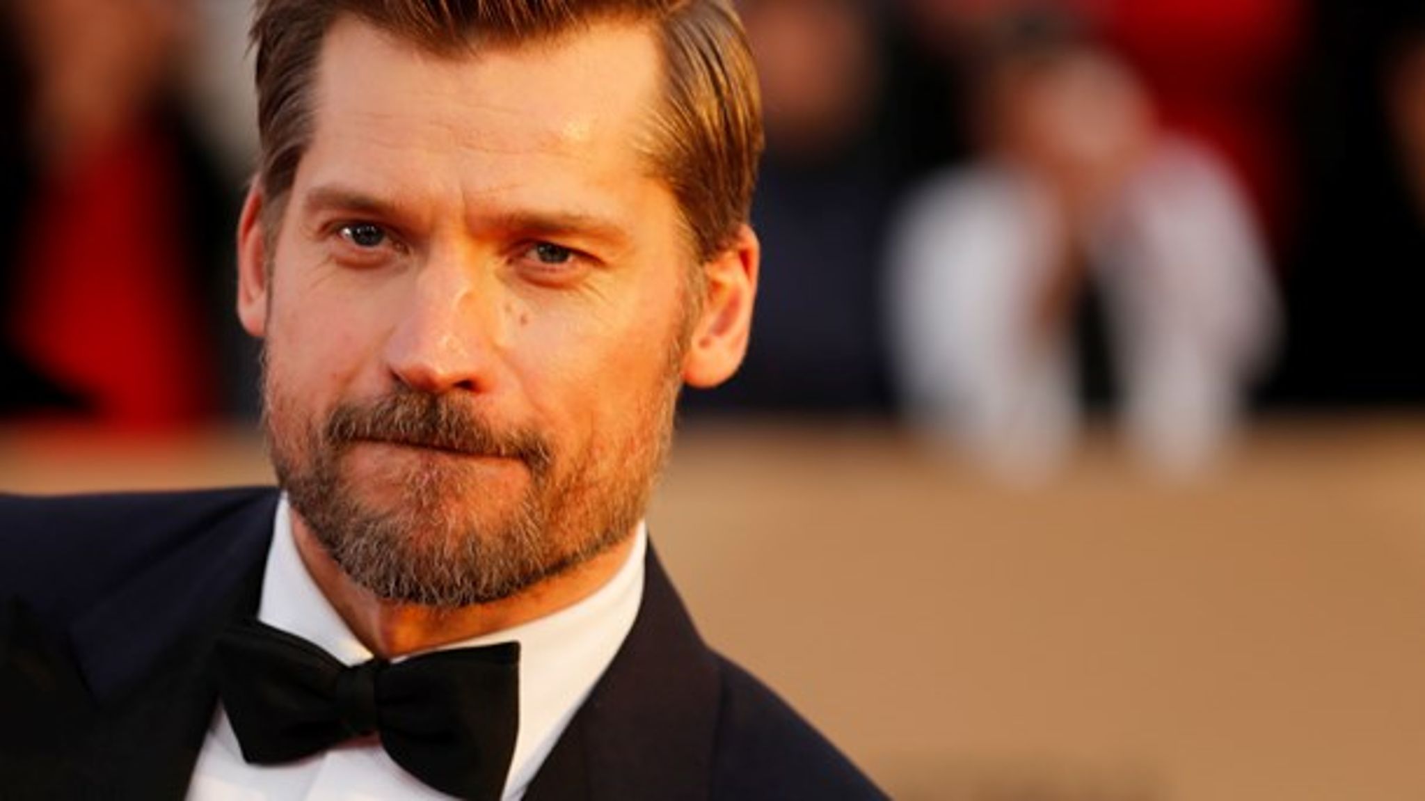 Kun fantasien sætter grænser, når svindlere forsøger at få folk til at hoppe på et svindelnummer. Skuespilleren Nikolaj Coster-Waldau er bare en blandt mange kendte, der misbruges i fupartikler om bitcoin-investeringer.