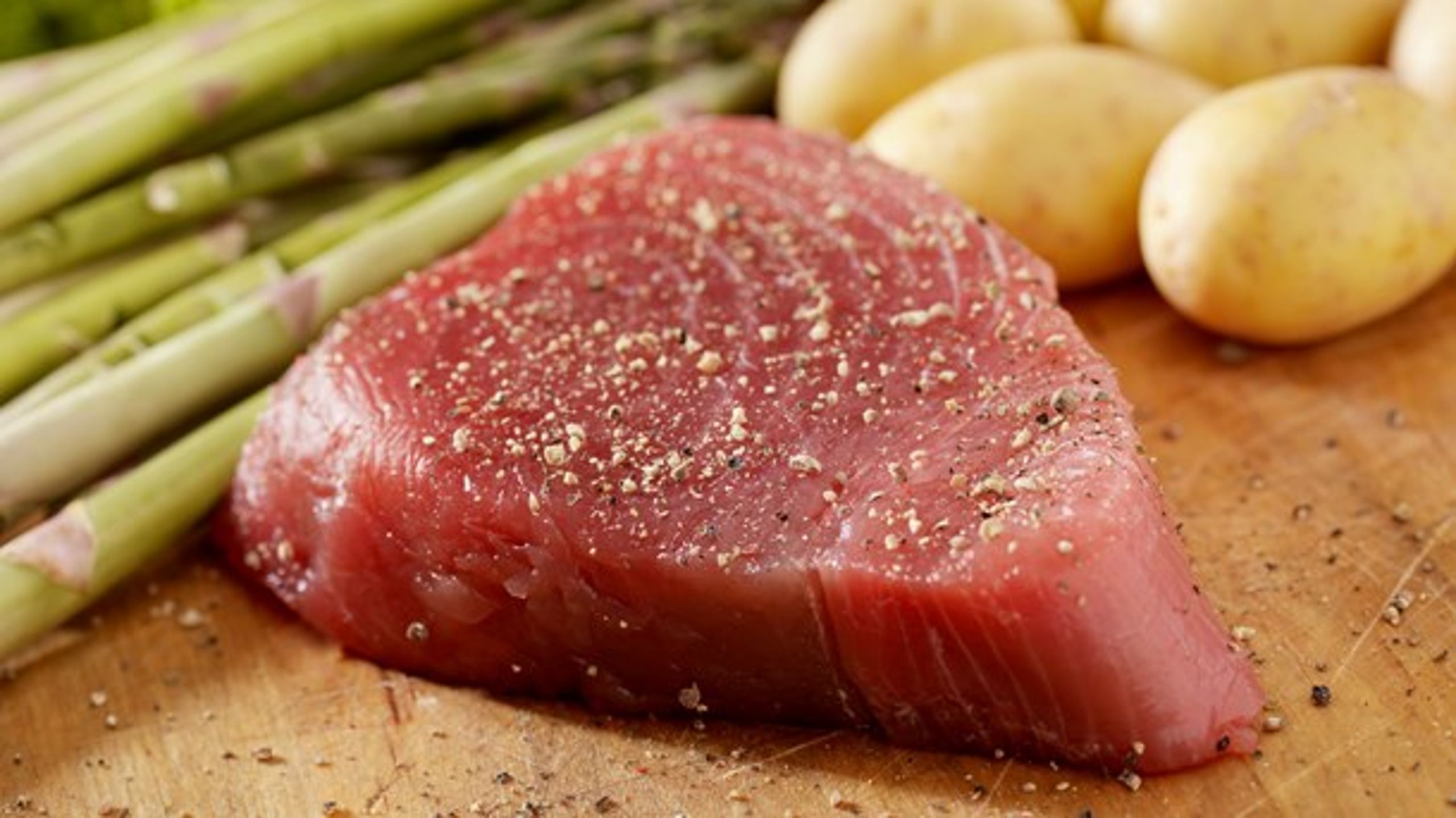 Tun er af WWF udset som en af de fødevarer, hvor værdikæden skal kunne verificeres ved brug af blockchain.&nbsp;