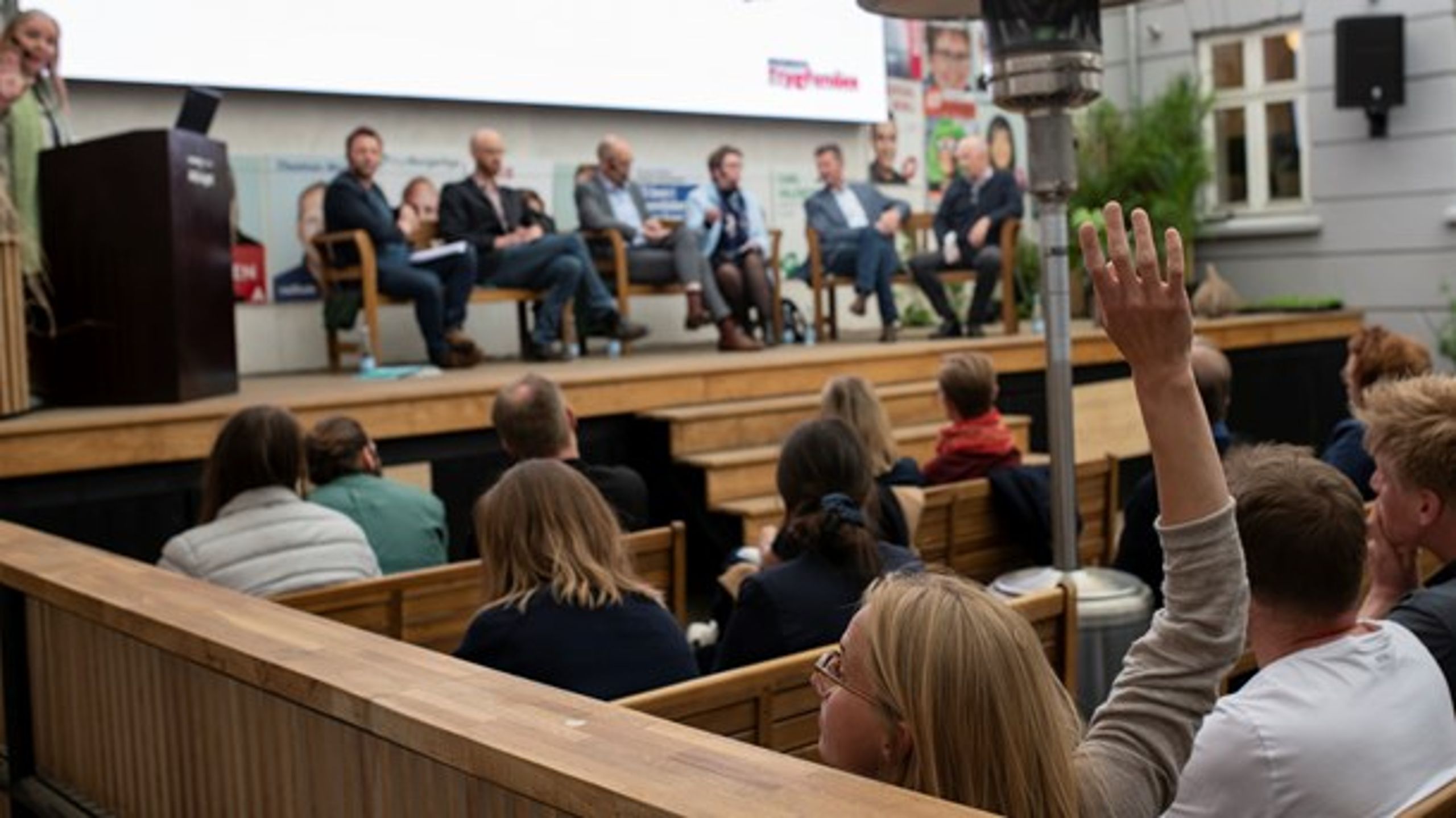 Onsdag er der debat om fremtidens medier, unges sundhed og filmvisning i Mandag Morgens gård.