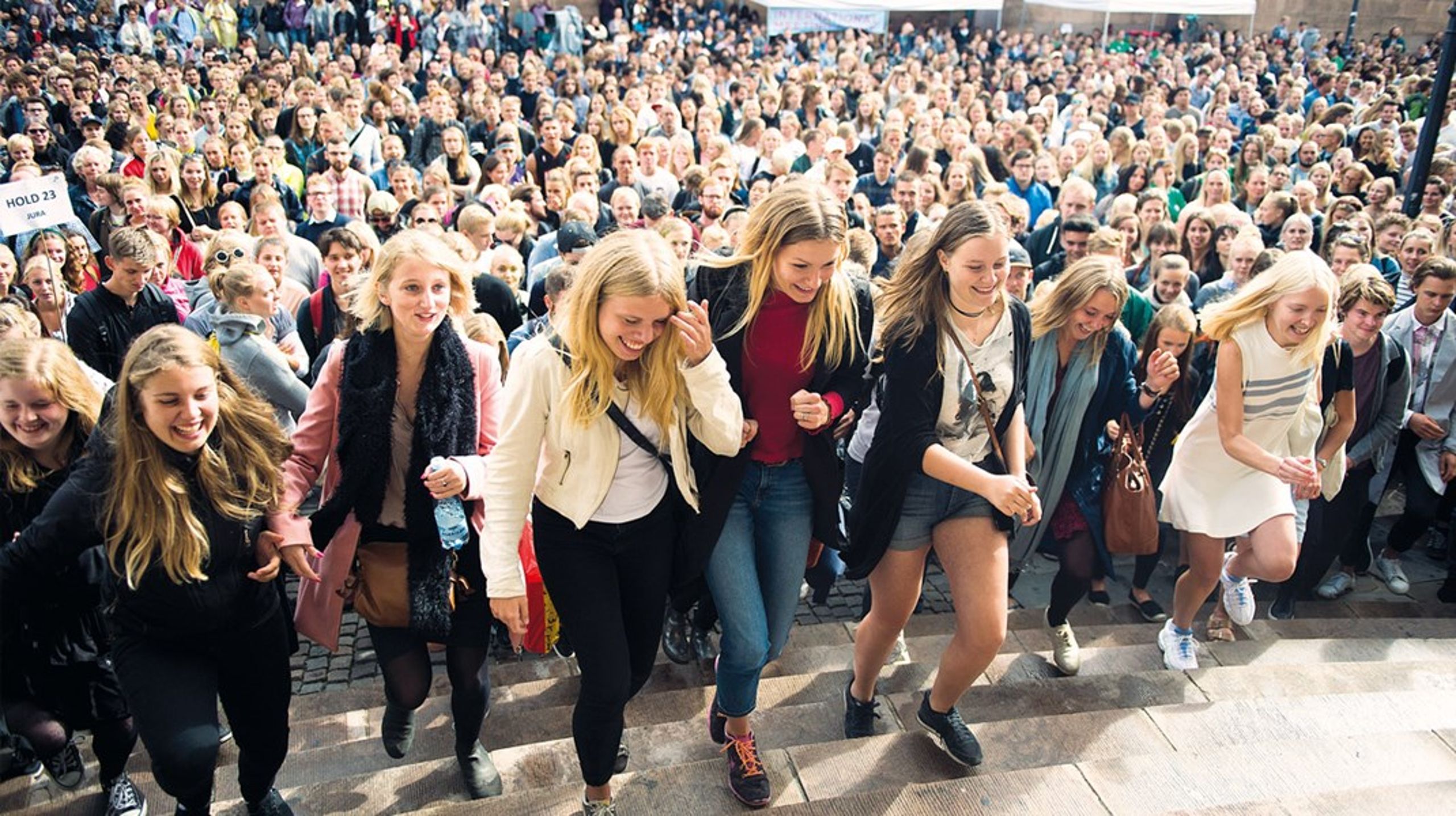 Andelen af akademikerbørn stiger. Vil de vælge en kortere uddannelse end deres forældre?