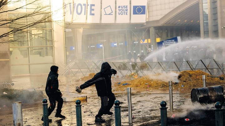 Udlændinge og klima splitter Europas vælgere forud for afgørende valg