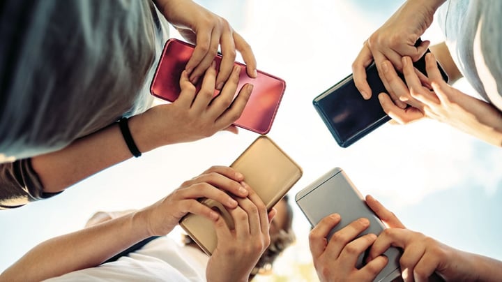 Hvordan påvirker skærmtid børn?