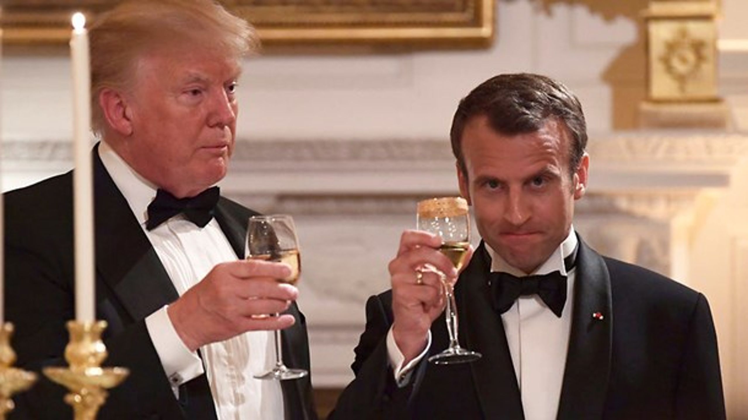 Emmanuel Macron med Donald Trump under en statsmiddag i Det Hvide Hus i april.