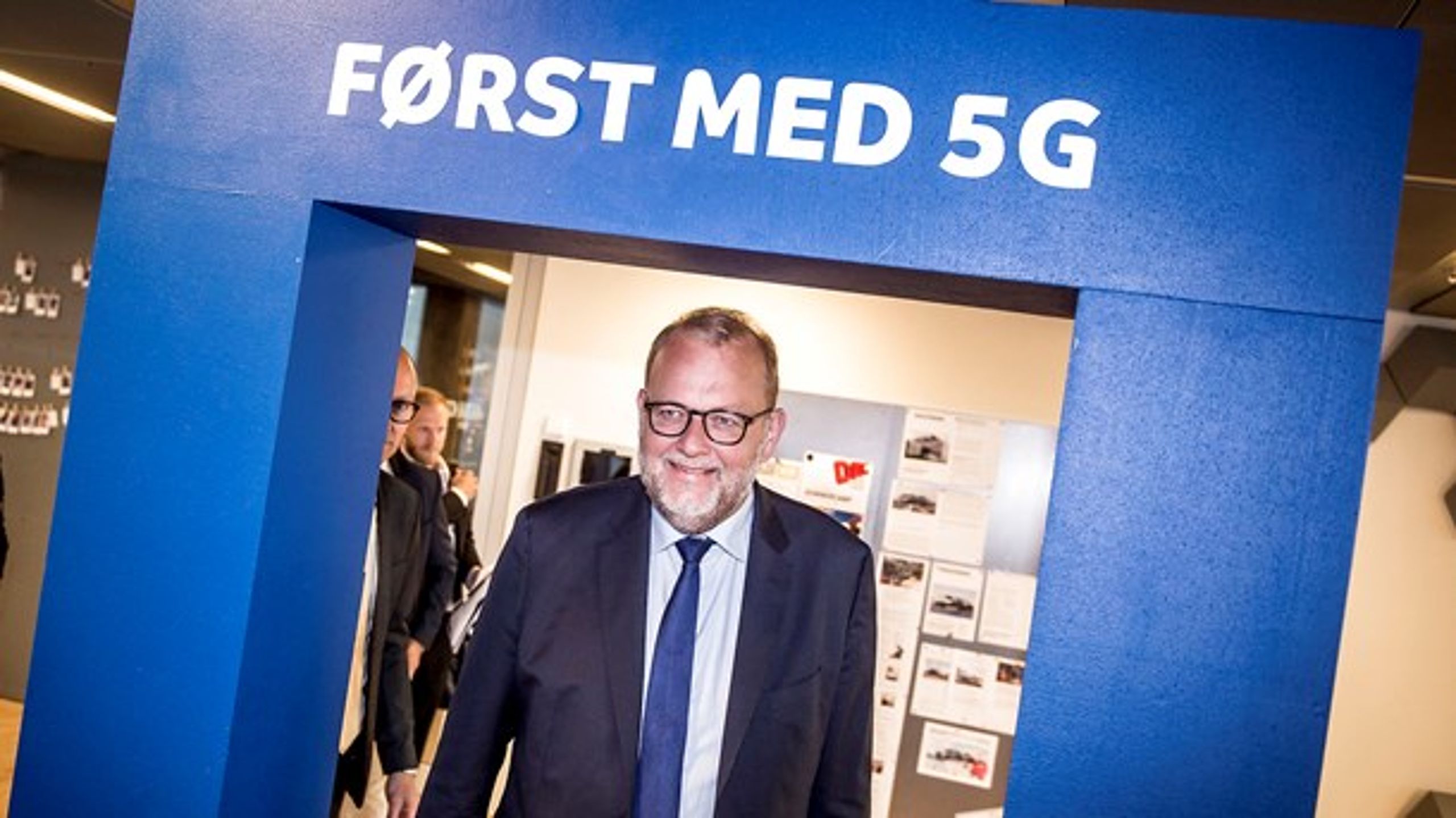 Energi-, forsynings- og klimaminister Lars Christian Lilleholt (V) til 5G-showcase hos TDC i Bloxhub, København, i&nbsp;juni.