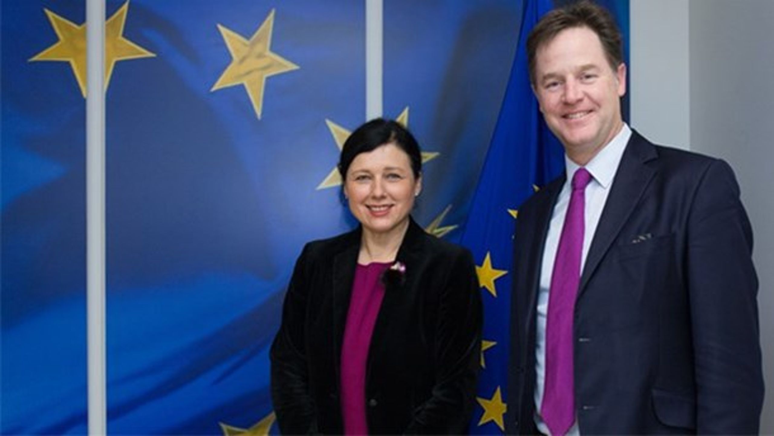 Nick Clegg, der er tidligere leder af Liberal Democrats i Storbritannien, mødtes mandag med EU's retskommissær,&nbsp;Vĕra Jourová.