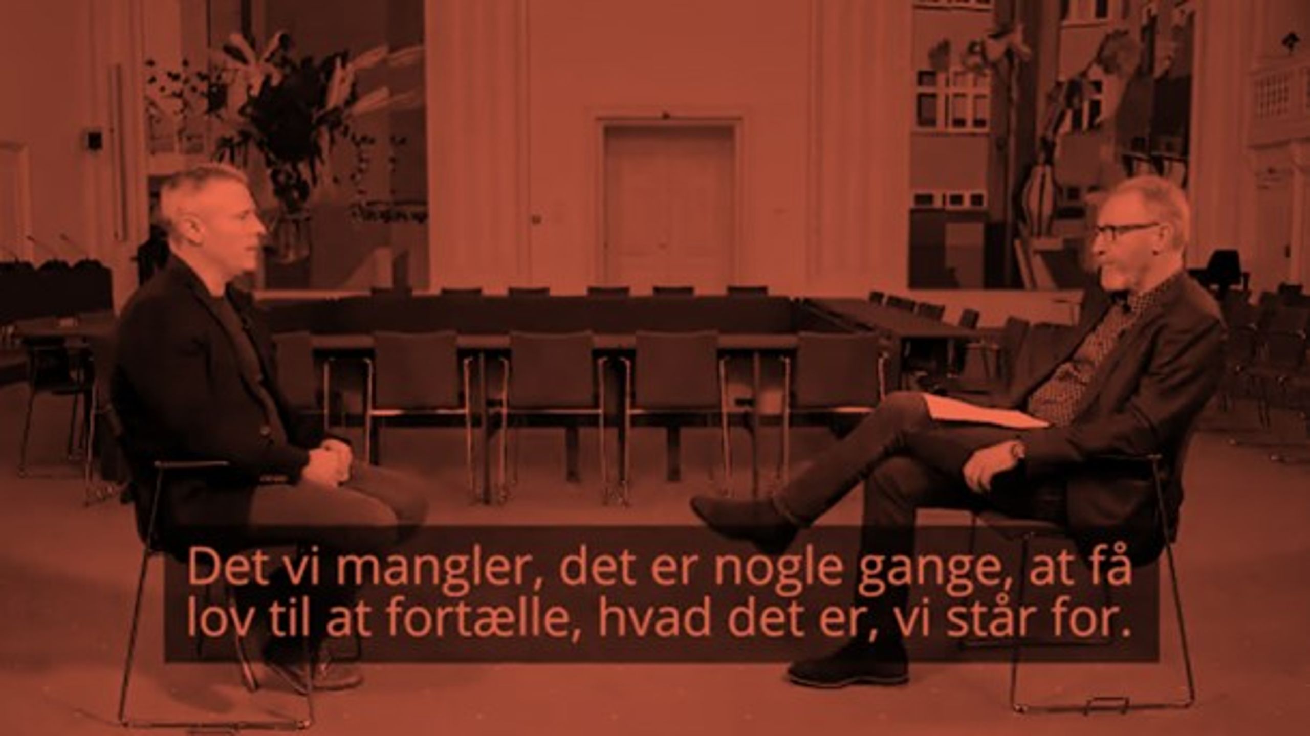 <div>Socialdemokratiet betalte Reimer Bo Christensen for at lave en række tv-interviews med Henrik Sass Larsen.</div>