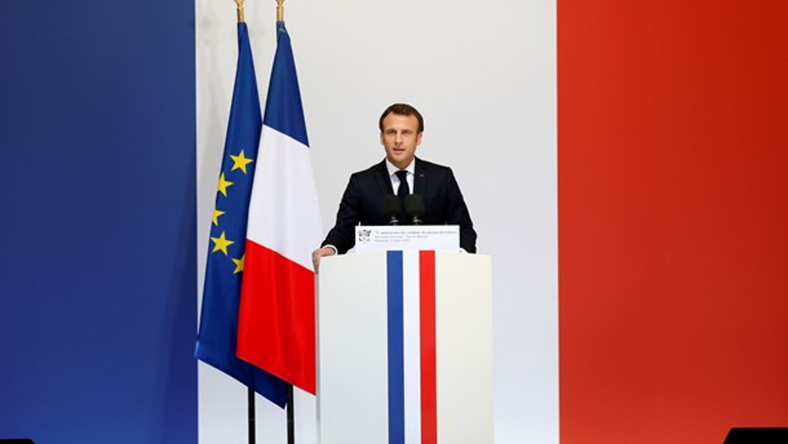 Den franske præsident&nbsp;Emmanuel&nbsp;Macron har siden præsidentvalget i 2017&nbsp;gjort kampen mod desinformation og indflydelsesoperationer til en væsentlig politisk prioritet.