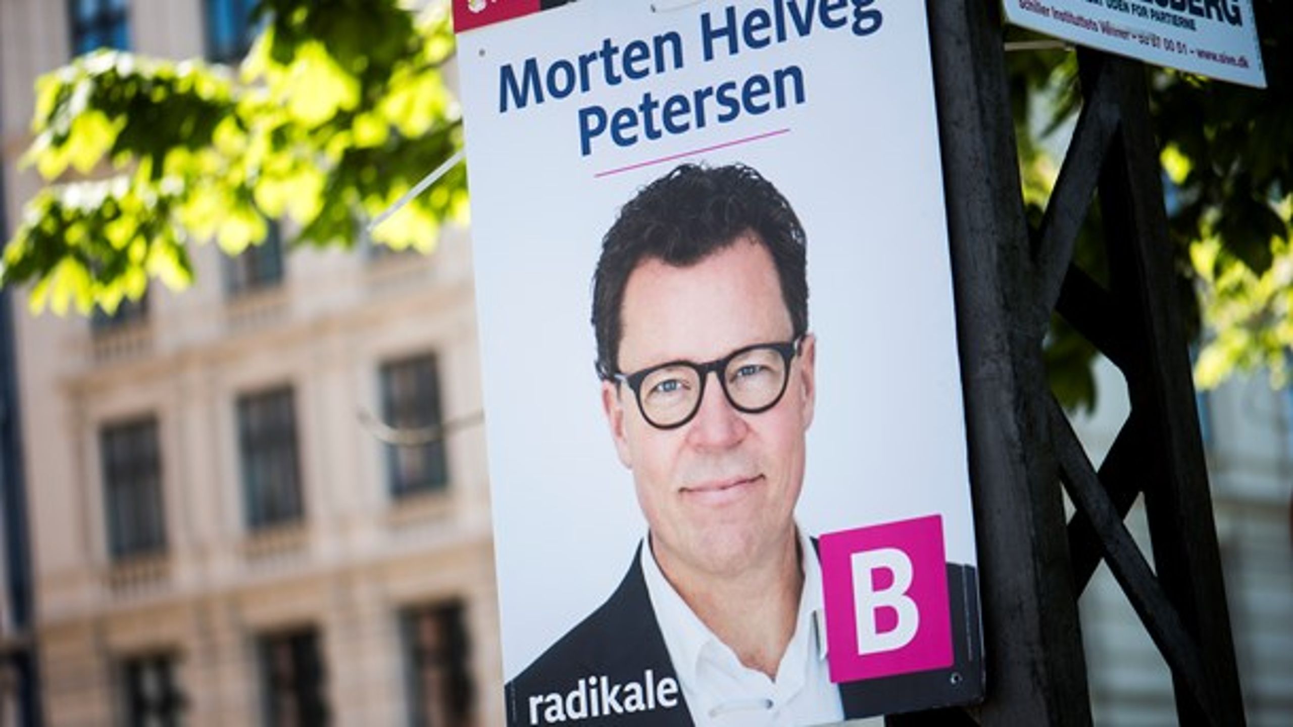 Med én dag til EP-valget er det ved at være sidste chance for at stille spørgsmål til Radikales spidskandidat Morten Helveg Petersen.