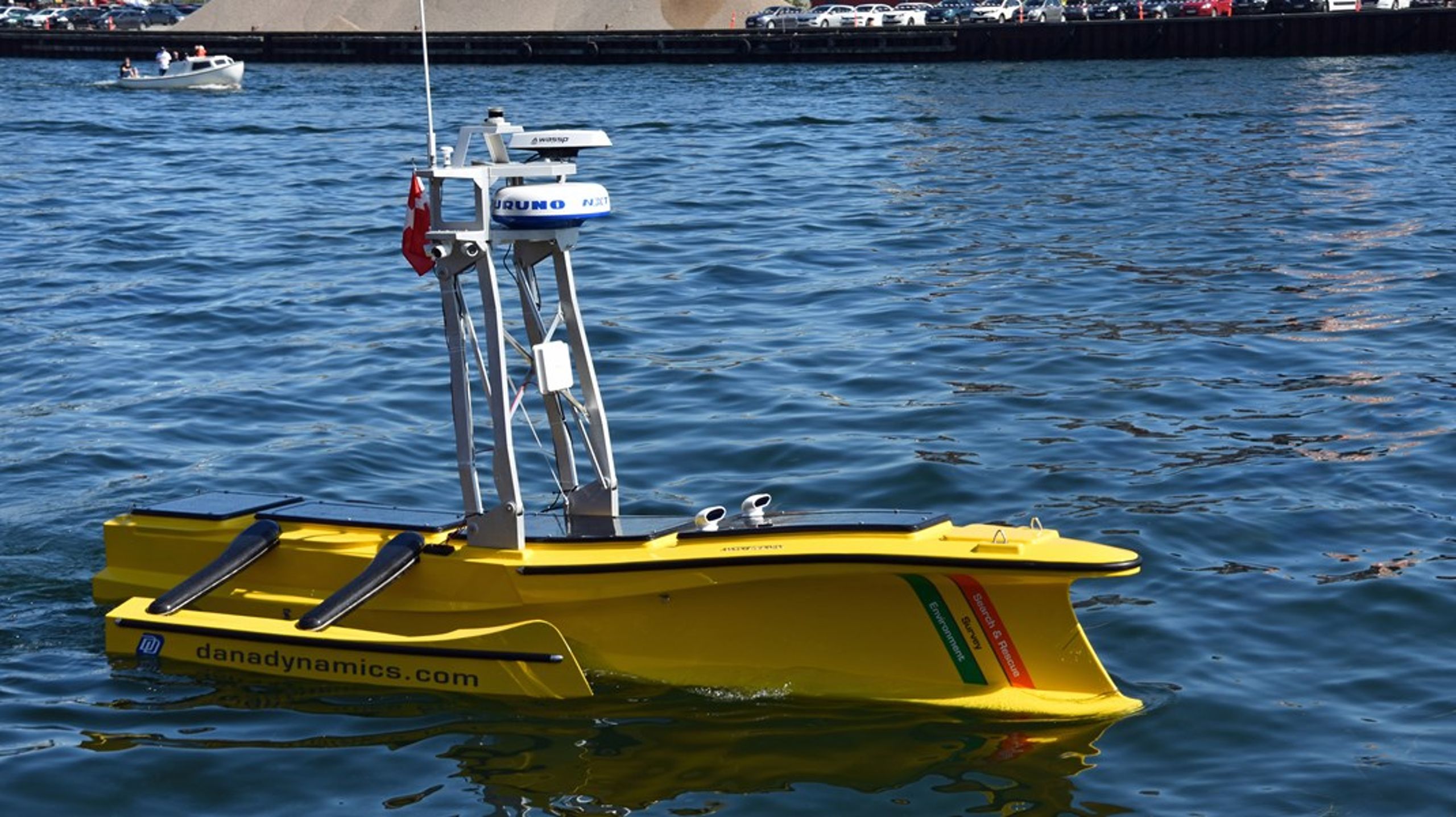 Svendborg-virksomheden DanaDynamics har en udviklet en 6 meter lang maritim drone til opmåling og indsamling af miljødata.