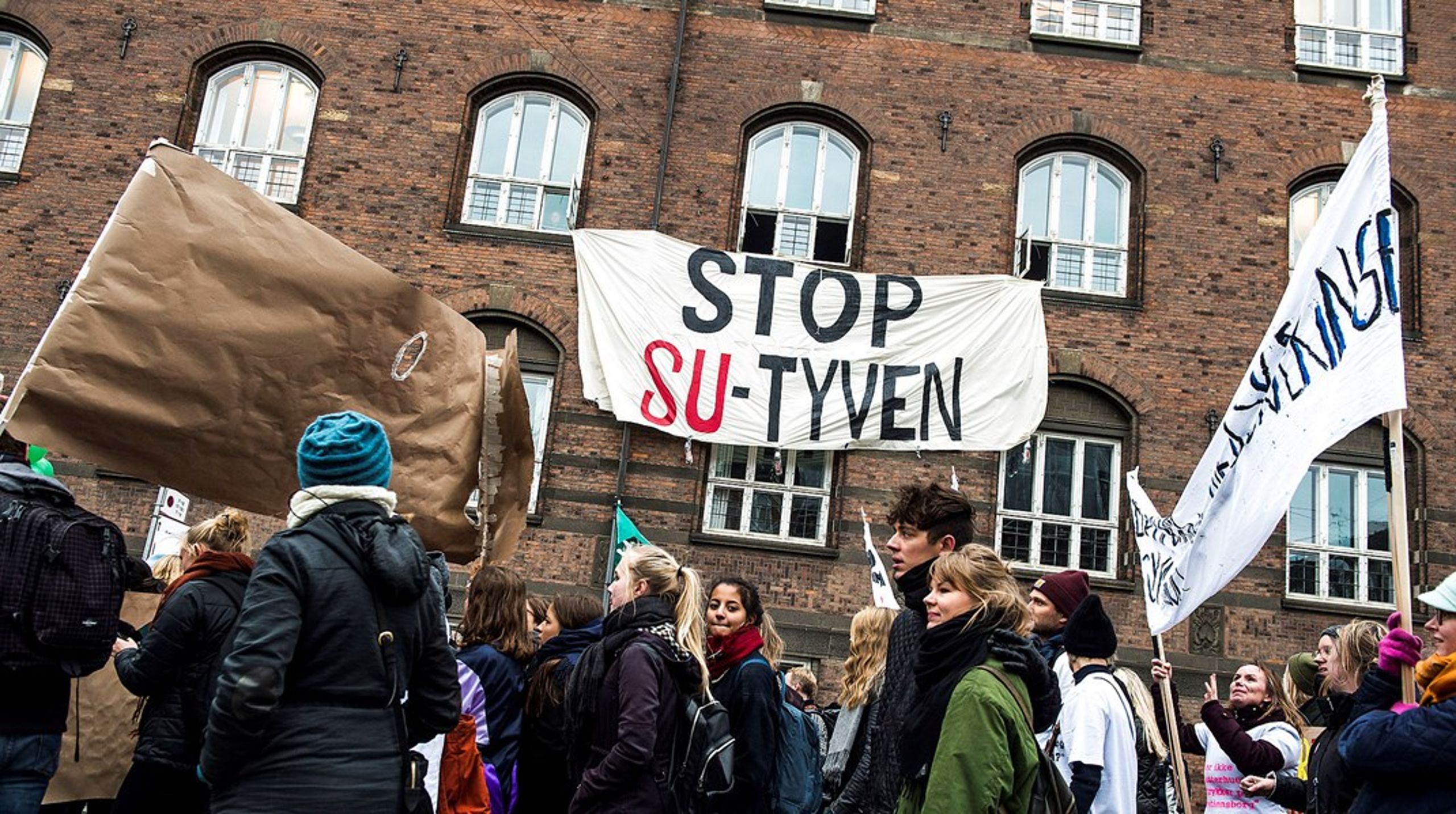 Det er aldrig populært blandt de studerende at skære i SU'en. Billedet er&nbsp;fra en
demonstration imod nedskæringer på SU tilbage fra 2016.
