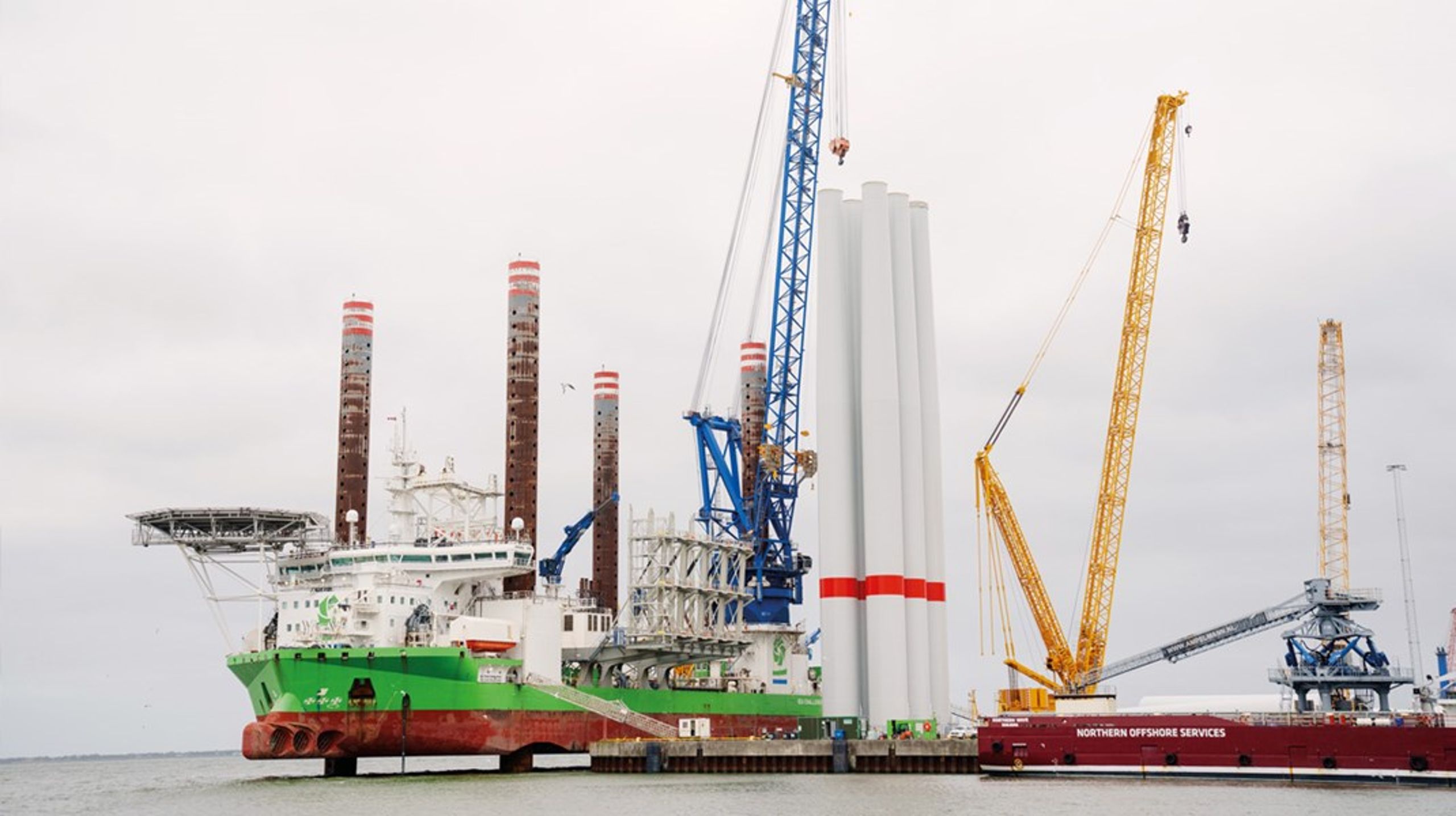 Historisk set er meget industri vokset frem, der hvor der har været en stor produktion af 
energi. I Danmark planlægger firmaerne bag de store power-to-x-anlæg at placere sig tæt på 
elproduktionen, for eksempel i Esbjerg, der har Europas største havn til udskibning af vindmøller.