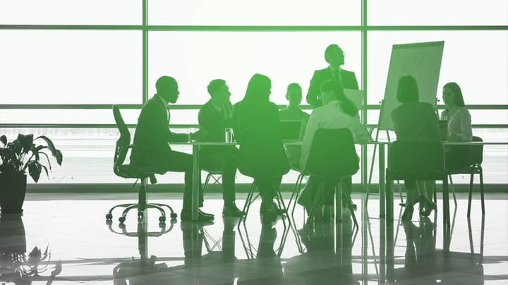 Eksperters klare råd: Kompetencer i grøn omstilling skal ind i bestyrelseslokalet nu 